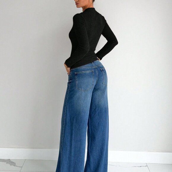 Black Casual Women's Soft Asymmetric Long Sleeve T-Shirt with Metal Buckle - Picture 2 of 5